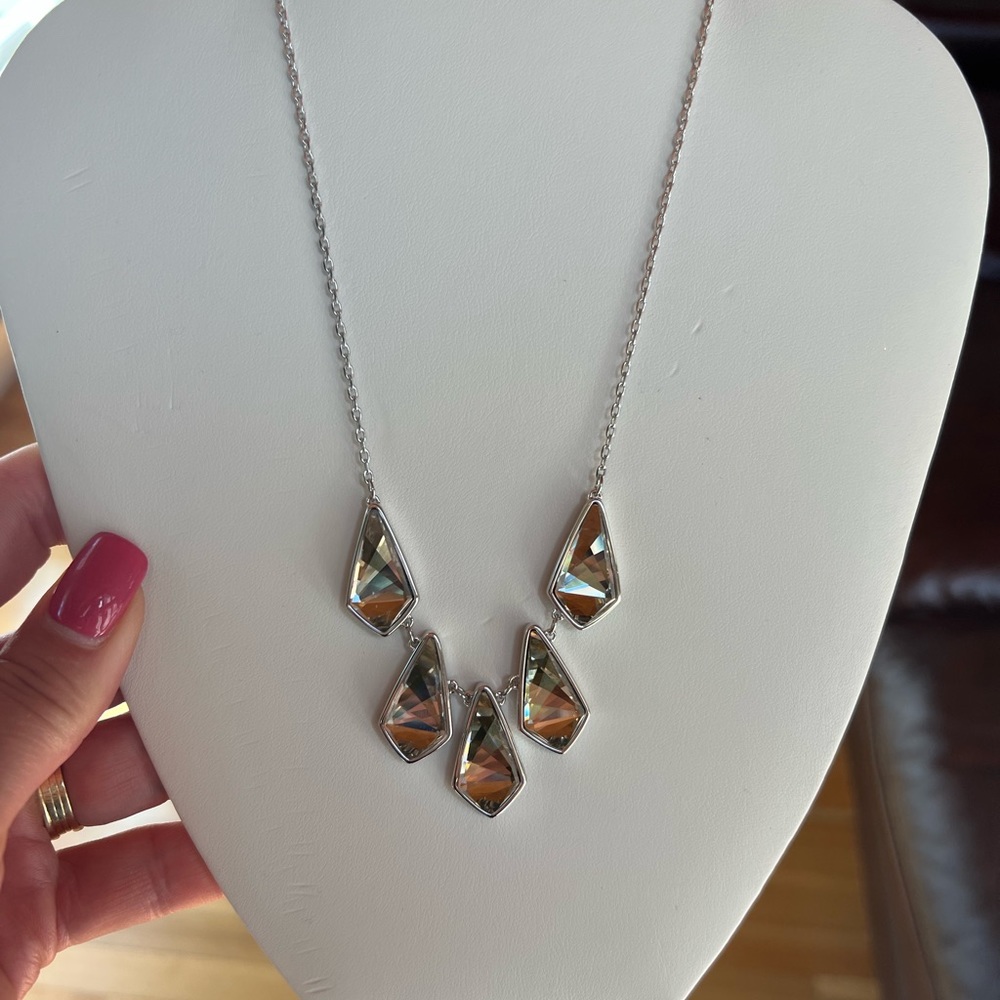 Kite Necklace and Earring Set